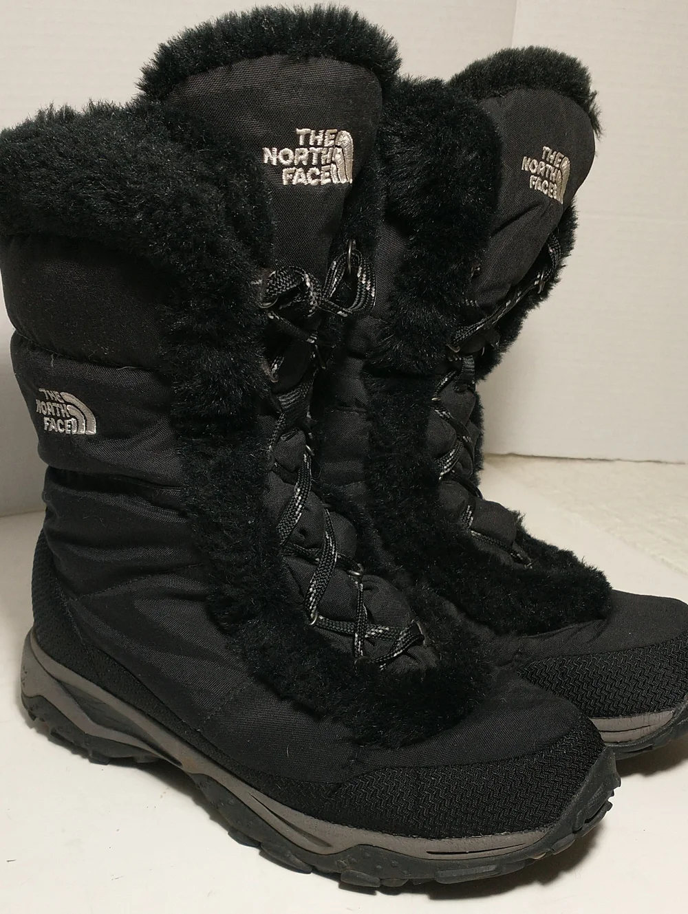 The North Face Nuptse Fur Winter Boots, Goose Down Insulation,Size 8, Black/Gray